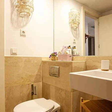 Heima Gran Via C Apartment Madrid Exterior photo